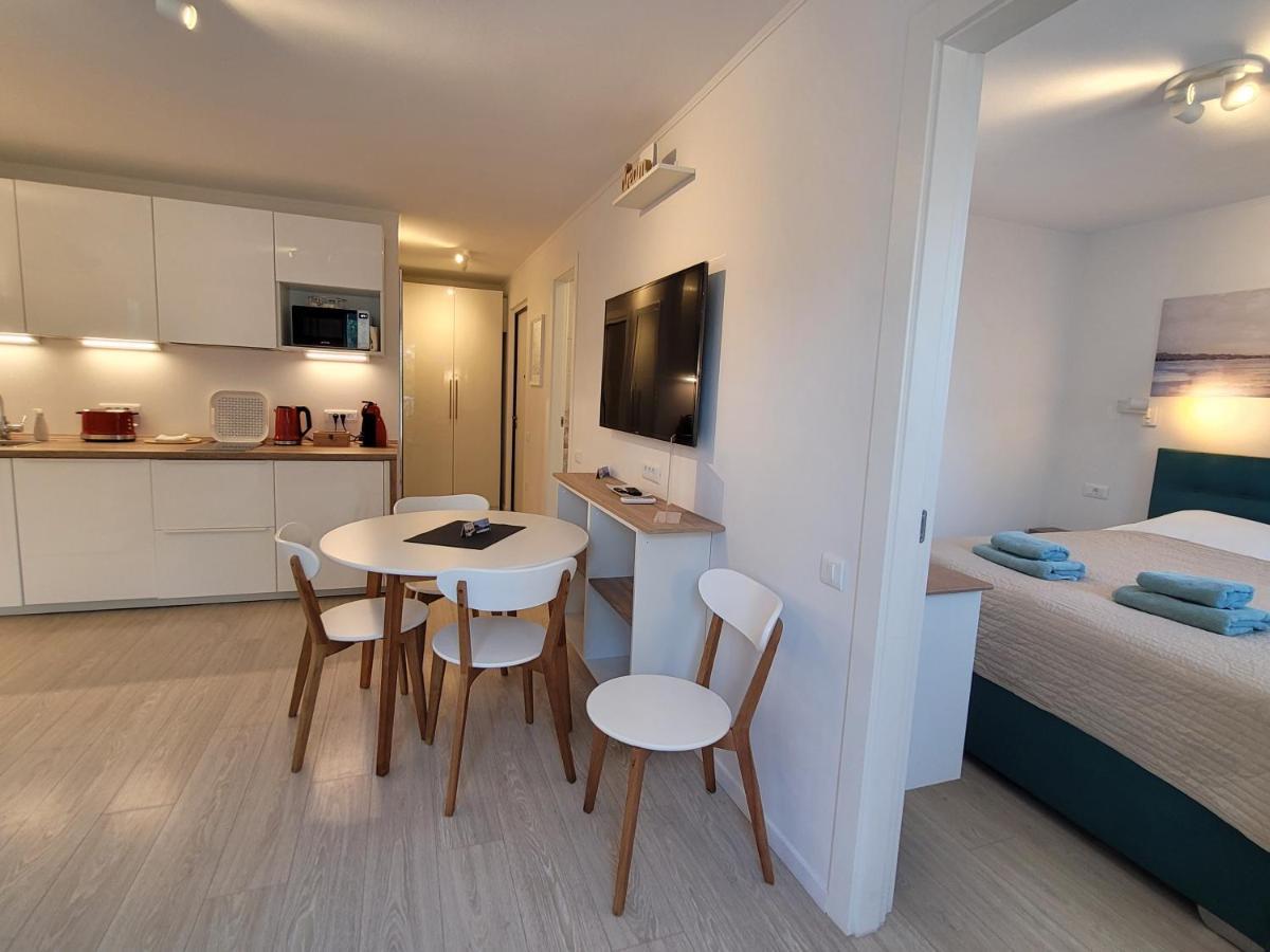 Apartment Yadranka With Sea View Terrace *