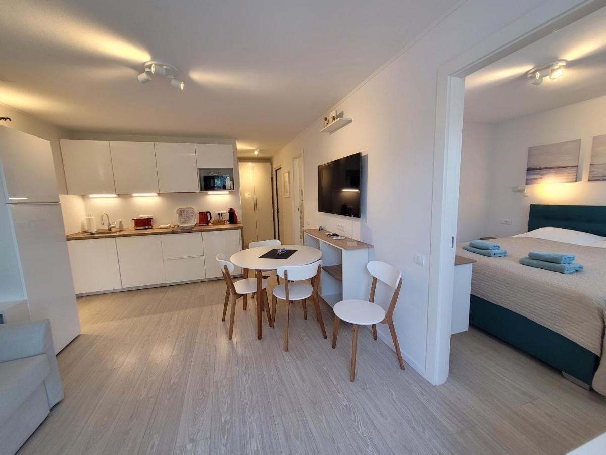 Apartment Yadranka With Sea View Terrace