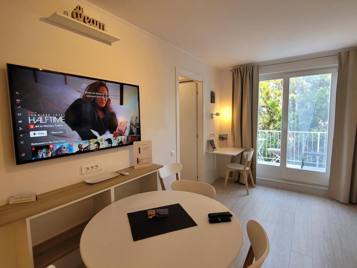 Yadranka With Sea View Terrace Apartment