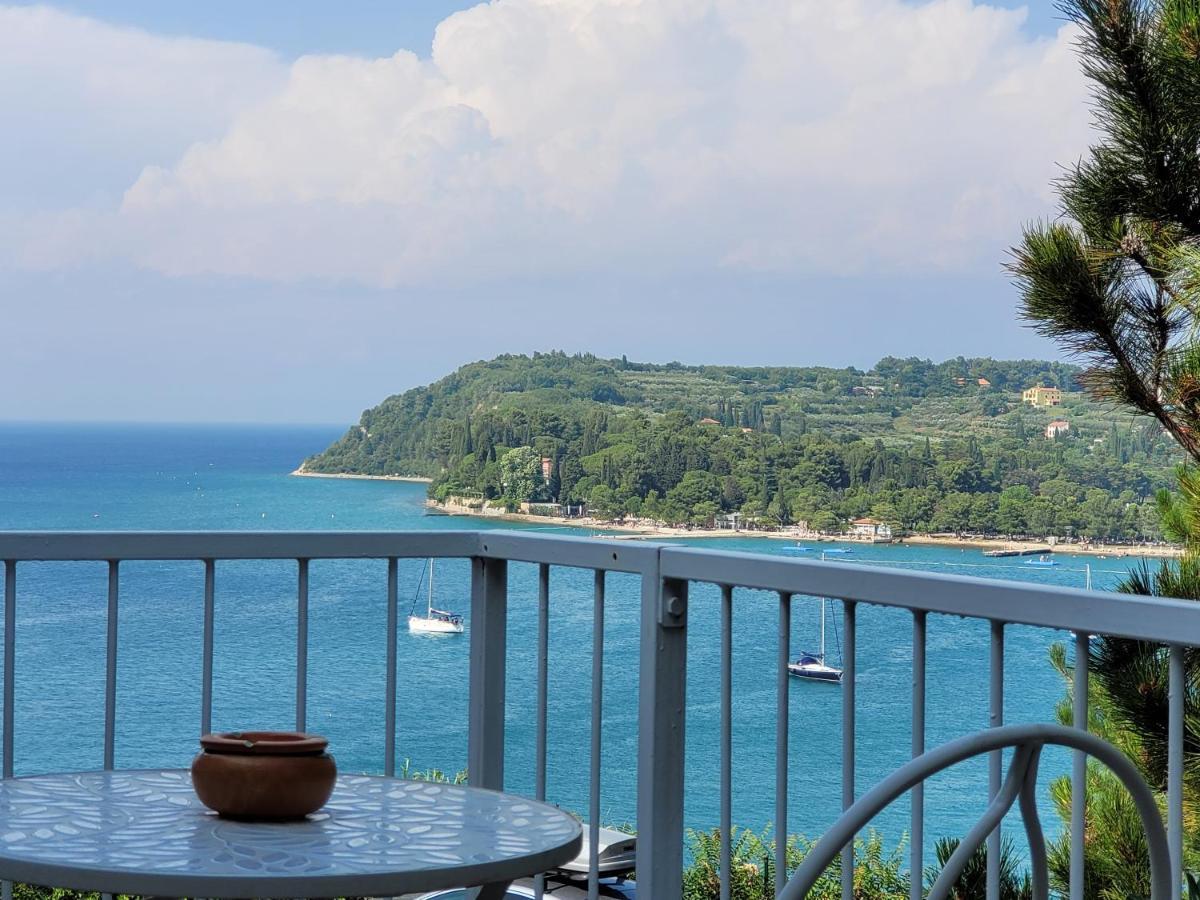 Yadranka With Sea View Terrace Apartment