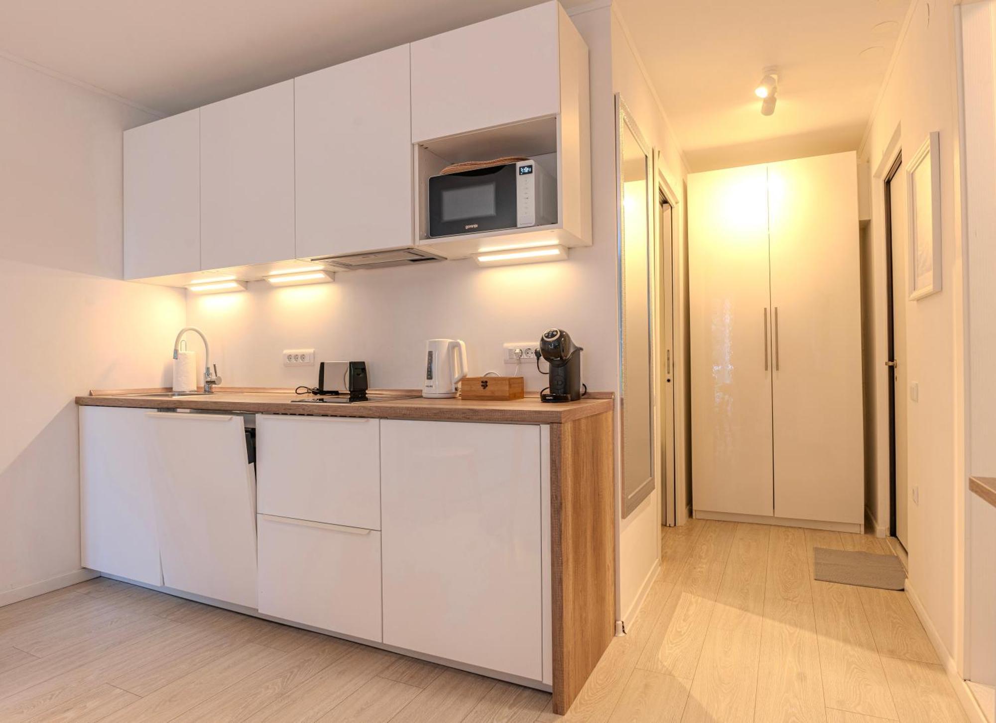 Yadranka With Sea View Terrace Apartment