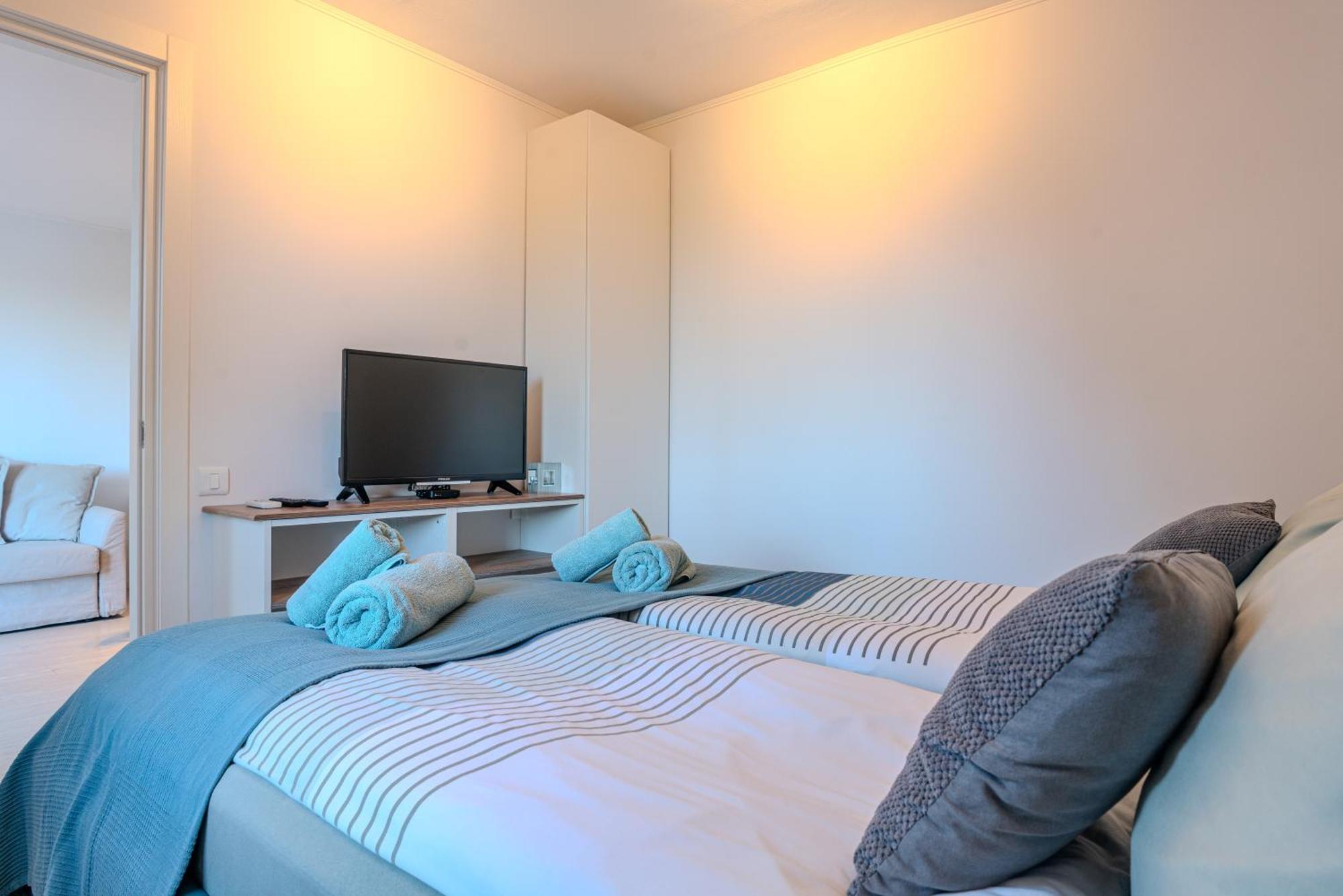 Yadranka With Sea View Terrace Apartment